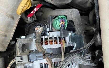 Toyota Estima III рестайлинг -2, 2002 год, 850 000 рублей, 17 фотография