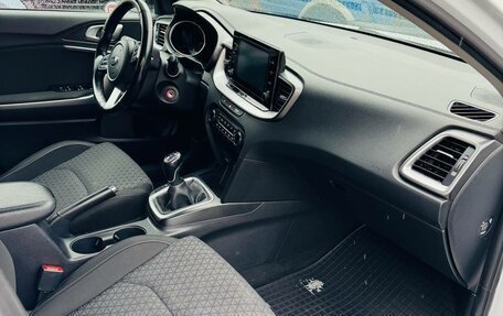 KIA cee'd III, 2019 год, 1 400 000 рублей, 13 фотография