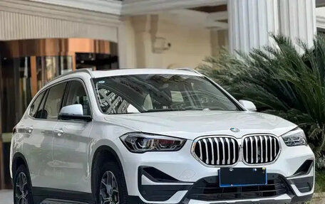 BMW X1, 2022 год, 1 945 000 рублей, 3 фотография