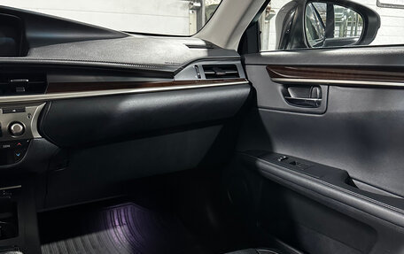 Lexus ES VII, 2012 год, 2 950 000 рублей, 16 фотография