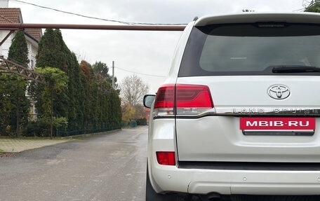 Toyota Land Cruiser 200, 2016 год, 4 590 000 рублей, 23 фотография