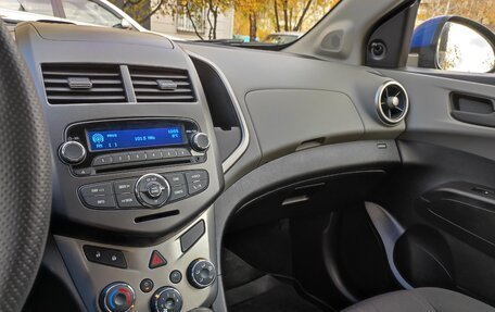 Chevrolet Aveo III, 2013 год, 995 000 рублей, 12 фотография