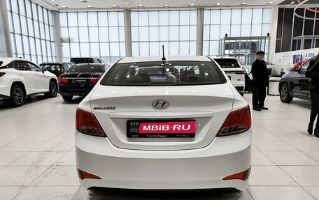 Hyundai Solaris II рестайлинг, 2016 год, 850 000 рублей, 7 фотография