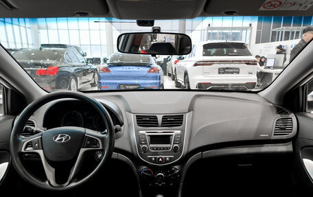 Hyundai Solaris II рестайлинг, 2016 год, 850 000 рублей, 17 фотография