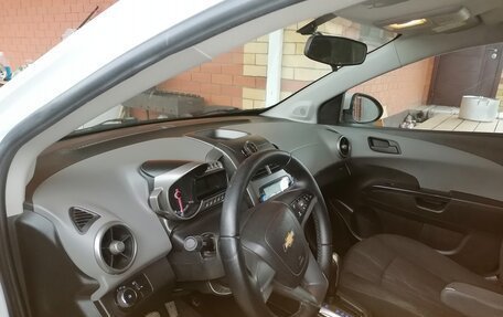 Chevrolet Aveo III, 2013 год, 650 000 рублей, 6 фотография