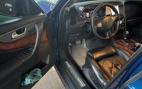 Infiniti QX70, 2014 год, 2 200 000 рублей, 15 фотография