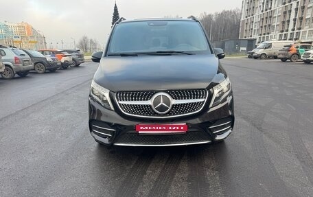 Mercedes-Benz V-Класс, 2022 год, 8 500 000 рублей, 2 фотография