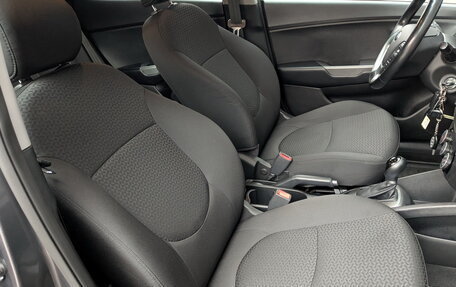 KIA Rio III рестайлинг, 2017 год, 1 300 000 рублей, 23 фотография