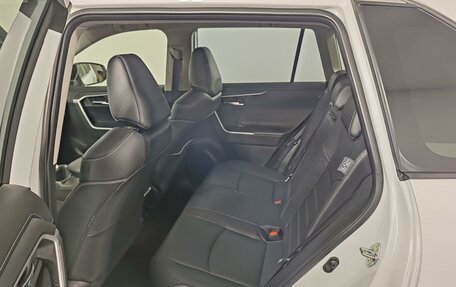 Toyota RAV4, 2025 год, 6 590 000 рублей, 16 фотография