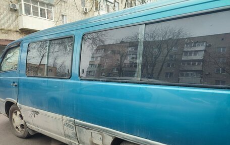 SsangYong Istana, 1998 год, 400 000 рублей, 2 фотография