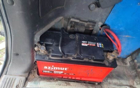 SsangYong Istana, 1998 год, 400 000 рублей, 10 фотография