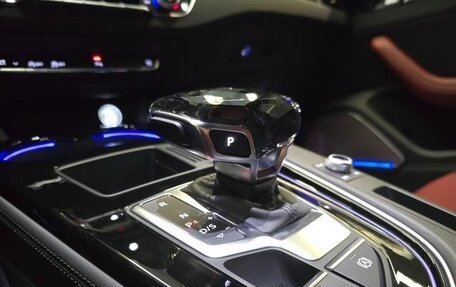 Audi A4, 2024 год, 4 400 000 рублей, 10 фотография