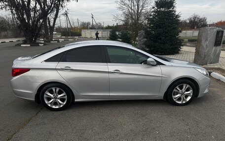 Hyundai Sonata VI, 2011 год, 1 000 000 рублей, 7 фотография