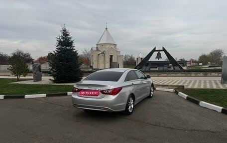 Hyundai Sonata VI, 2011 год, 1 000 000 рублей, 6 фотография