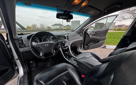 Hyundai Sonata VI, 2011 год, 1 000 000 рублей, 11 фотография