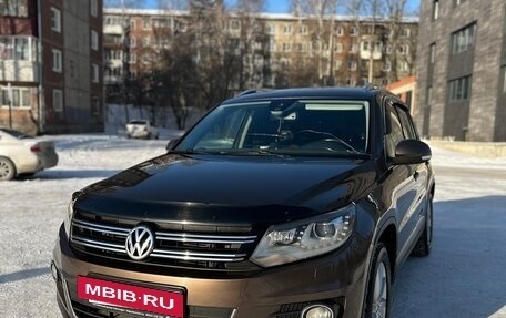 Volkswagen Tiguan I, 2015 год, 1 900 000 рублей, 3 фотография