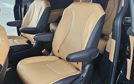 KIA Carnival, 2020 год, 4 000 000 рублей, 13 фотография