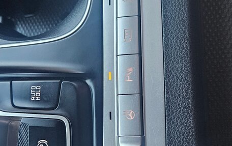 KIA Carnival, 2020 год, 4 000 000 рублей, 20 фотография