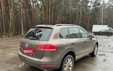 Volkswagen Touareg III, 2012 год, 1 990 000 рублей, 4 фотография
