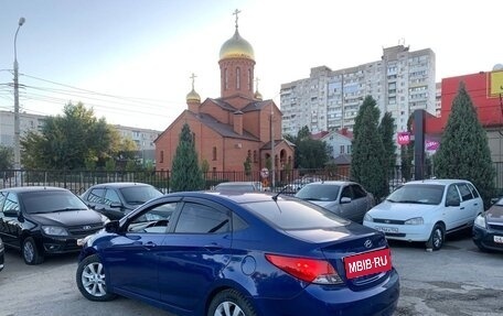Hyundai Solaris II рестайлинг, 2011 год, 740 000 рублей, 5 фотография