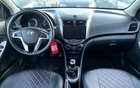 Hyundai Solaris II рестайлинг, 2011 год, 740 000 рублей, 8 фотография