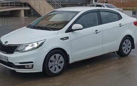 KIA Rio III рестайлинг, 2016 год, 700 000 рублей, 3 фотография