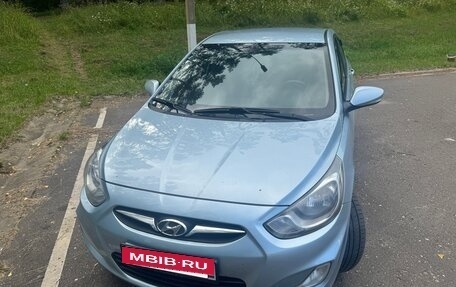 Hyundai Solaris II рестайлинг, 2011 год, 795 000 рублей, 9 фотография