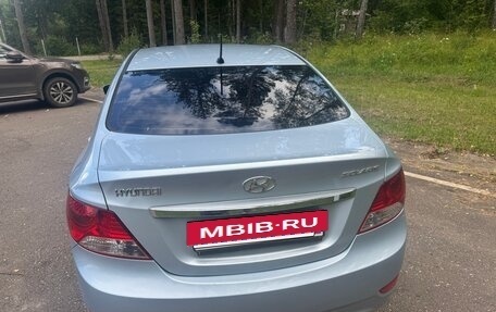 Hyundai Solaris II рестайлинг, 2011 год, 795 000 рублей, 3 фотография