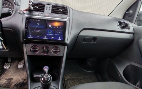 Volkswagen Polo VI (EU Market), 2013 год, 680 000 рублей, 7 фотография