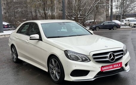 Mercedes-Benz E-Класс, 2013 год, 1 850 000 рублей, 2 фотография