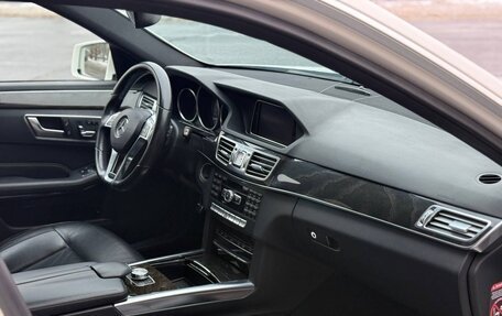 Mercedes-Benz E-Класс, 2013 год, 1 850 000 рублей, 10 фотография