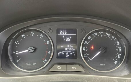 Skoda Rapid I, 2015 год, 997 000 рублей, 3 фотография