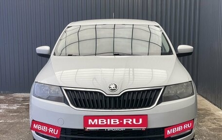 Skoda Rapid I, 2015 год, 997 000 рублей, 2 фотография