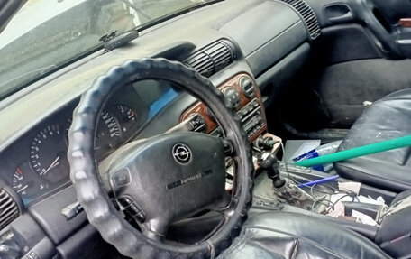 Opel Omega B, 1997 год, 107 000 рублей, 2 фотография