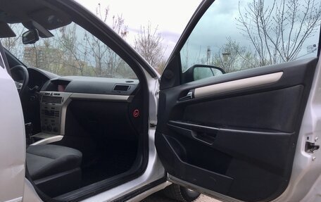 Opel Astra H, 2007 год, 400 000 рублей, 17 фотография