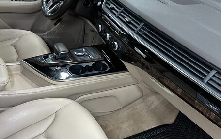 Audi Q7, 2015 год, 3 200 000 рублей, 10 фотография