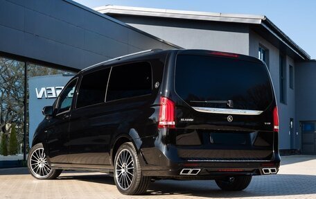 Mercedes-Benz V-Класс, 2025 год, 18 990 000 рублей, 3 фотография
