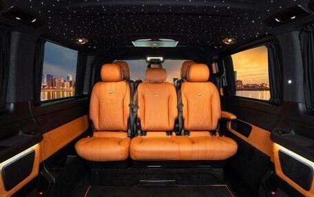 Mercedes-Benz V-Класс, 2025 год, 18 990 000 рублей, 13 фотография