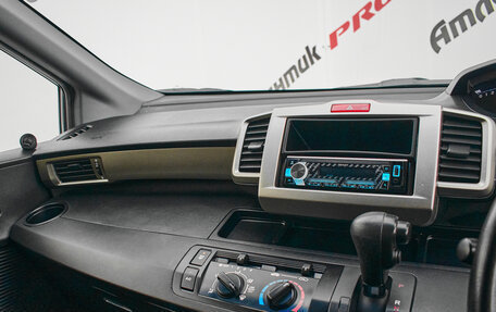 Honda Freed I, 2012 год, 1 350 000 рублей, 15 фотография