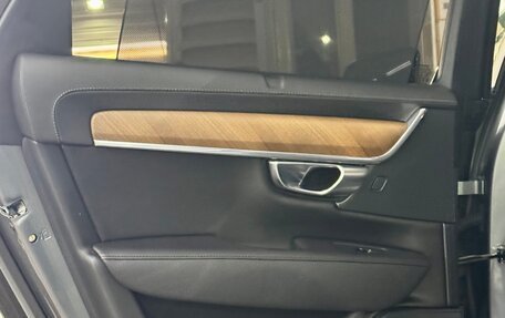 Volvo S90 II рестайлинг, 2019 год, 2 290 000 рублей, 28 фотография