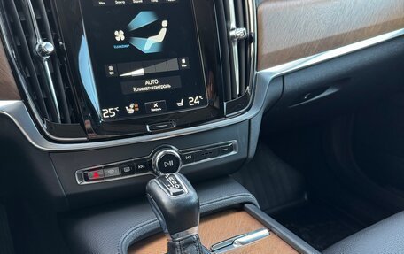 Volvo S90 II рестайлинг, 2019 год, 2 290 000 рублей, 30 фотография