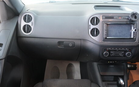 Volkswagen Tiguan I, 2013 год, 929 000 рублей, 20 фотография