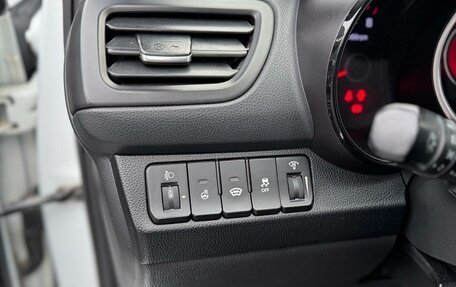 KIA Rio III рестайлинг, 2016 год, 1 000 000 рублей, 10 фотография