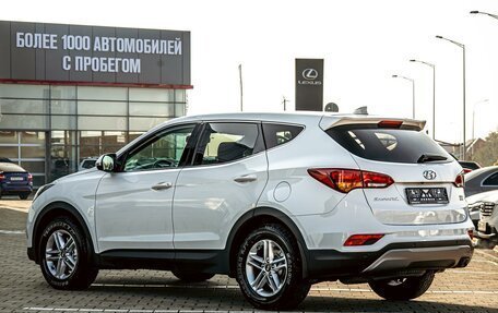 Hyundai Santa Fe III рестайлинг, 2018 год, 2 155 000 рублей, 4 фотография