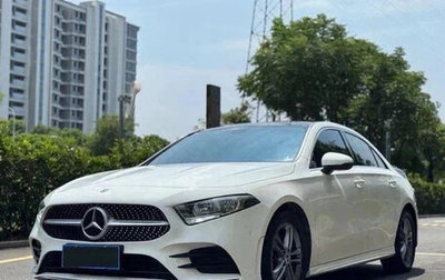 Mercedes-Benz A-Класс, 2021 год, 1 800 000 рублей, 1 фотография