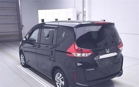 Honda Freed II, 2019 год, 1 200 000 рублей, 2 фотография