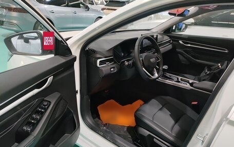 Geely Emgrand, 2025 год, 1 677 852 рублей, 13 фотография