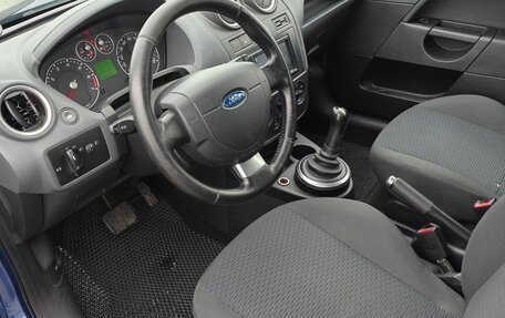 Ford Fiesta, 2007 год, 300 000 рублей, 14 фотография