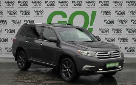 Toyota Highlander III, 2011 год, 1 689 000 рублей, 3 фотография