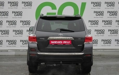 Toyota Highlander III, 2011 год, 1 689 000 рублей, 6 фотография